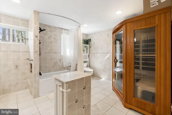 $759,900 | 352 South New Middletown Road, Media, PA 19063