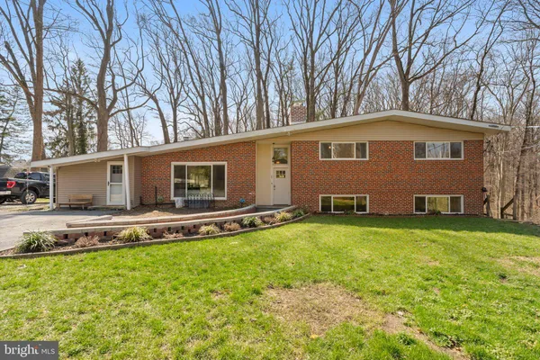 $759,900 | 352 South New Middletown Road, Media, PA 19063