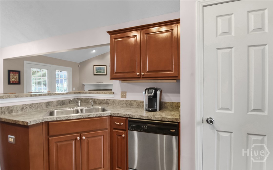 141 Nandina Way Pooler, GA 31322 - Photo 13 of 39