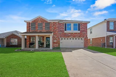 $345,000 | 125 Jefferson Drive, Venus, TX 76084