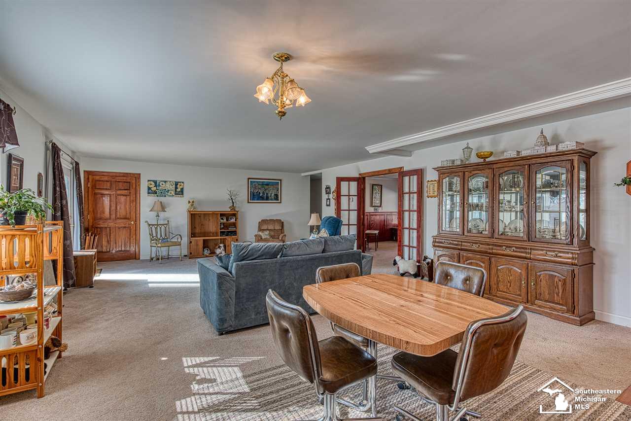 2429 Wells Road Dundee, MI 48131 - Photo 9 of 23