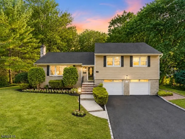 $1,299,000 | 42 Sherwood Drive, New Providence, NJ 07974