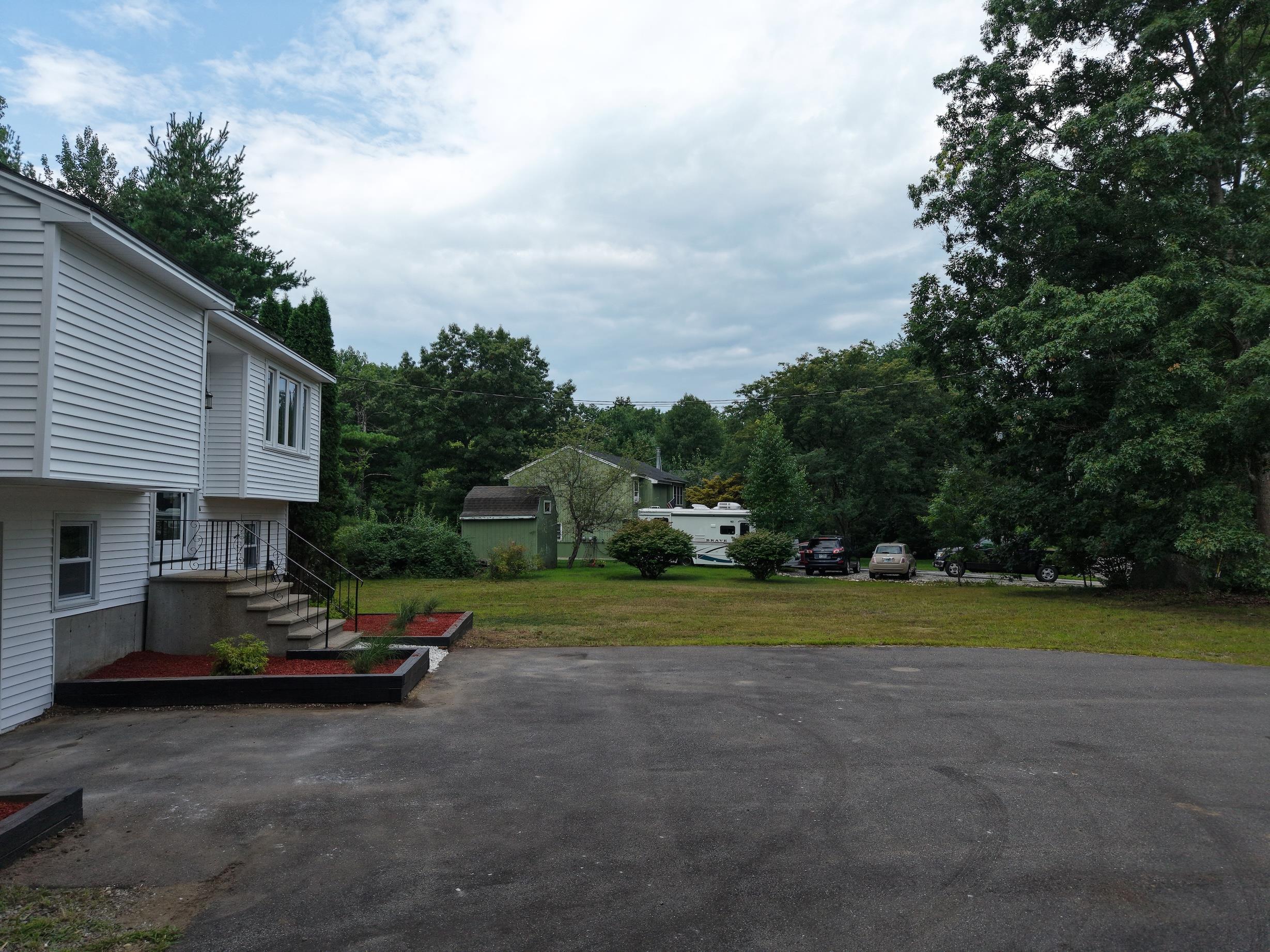 27 West Chamberlain Road Merrimack, NH 03054 - Photo 36 of 42 Gallery Image 36