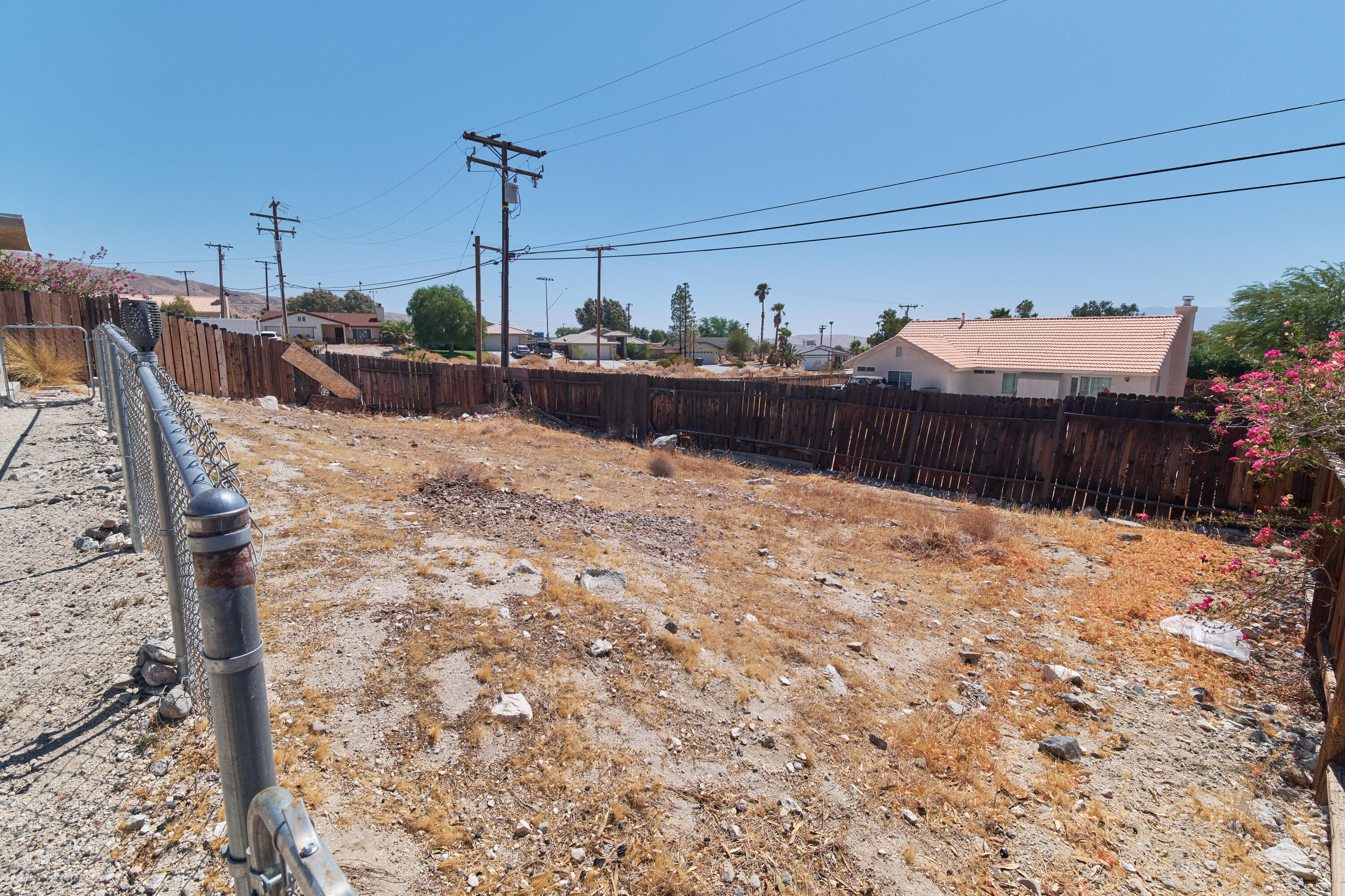 66097 San Jose Road Desert Hot Springs, CA 92240 - Photo 26 of 26 a view of a backyard of the house