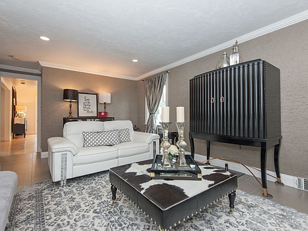 117 Temple Road Waltham, MA 02452 - Photo 9 of 21 Gallery Image 9