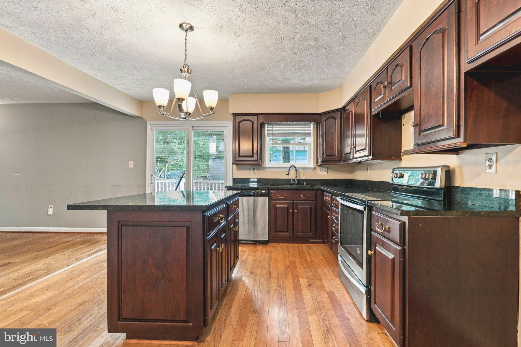 9046 Naygall Road Baltimore, MD 21234 - Photo 9 of 44 Gallery Image 9