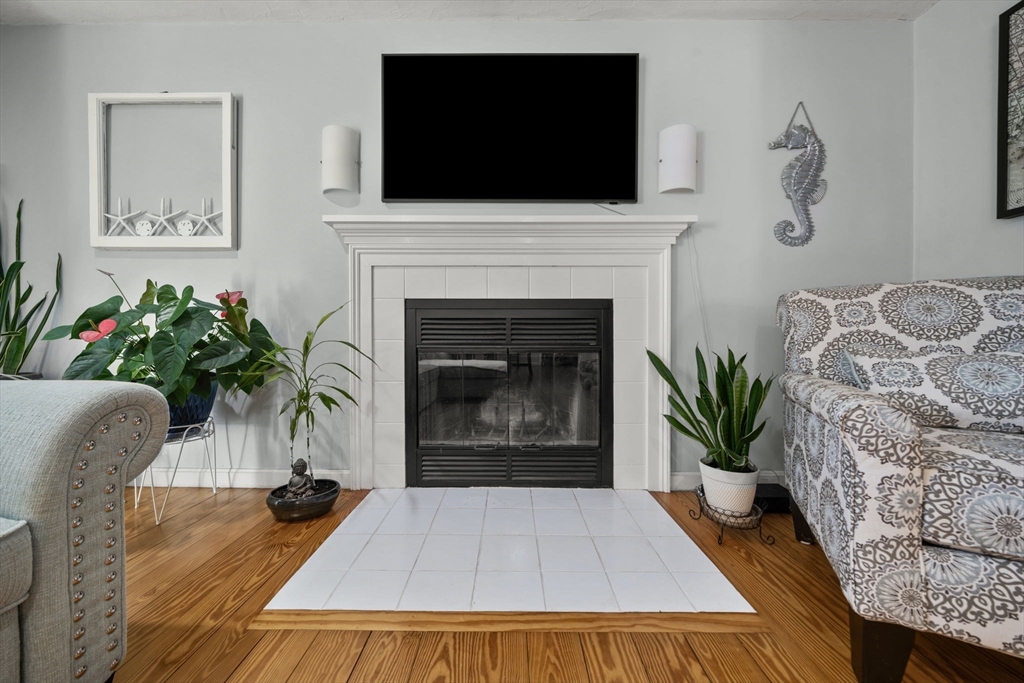 11 Watson Drive Mashpee, MA 02649 - Photo 5 of 38