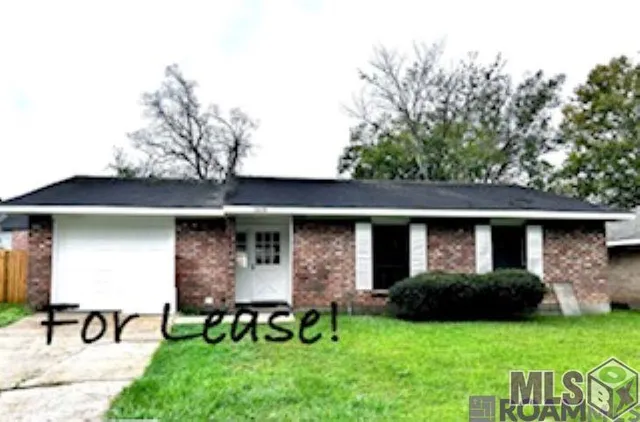 $1,650 | 13658 Chalmette Avenue, Baton Rouge, LA 70810