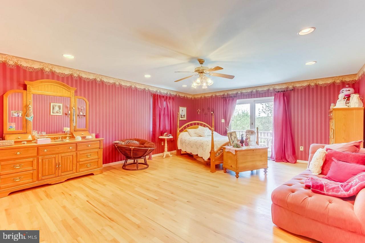 17665 Ridge Meadow Road Stewartstown, PA 17363 - Photo 11 of 28 Gallery Image 11