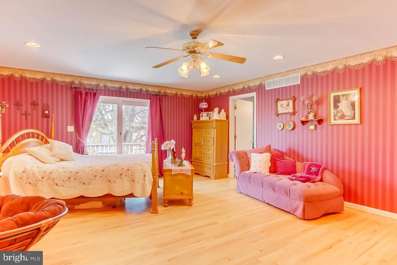 17665 Ridge Meadow Road Stewartstown, PA 17363 - Photo 12 of 28 Gallery Image 12
