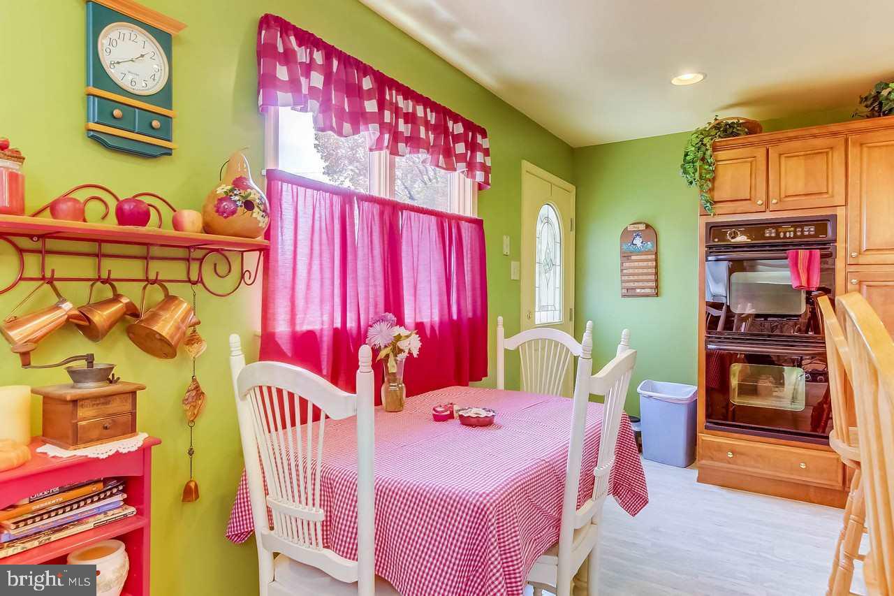 17665 Ridge Meadow Road Stewartstown, PA 17363 - Photo 7 of 28 Gallery Image 7