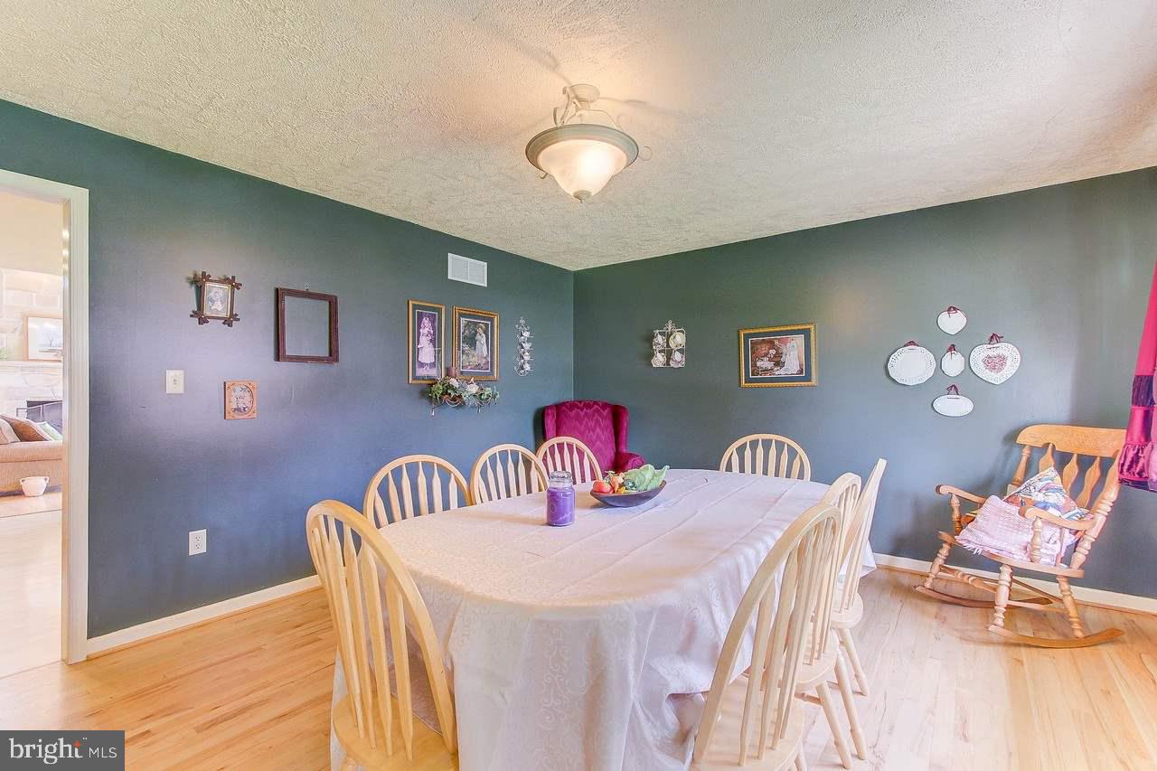 17665 Ridge Meadow Road Stewartstown, PA 17363 - Photo 9 of 28 Gallery Image 9