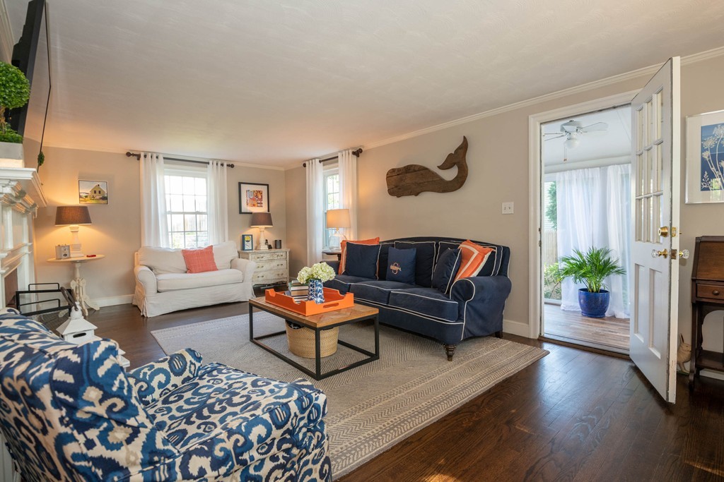 17 Mohawk Road Marblehead, MA 01945 - Photo 12 of 30
