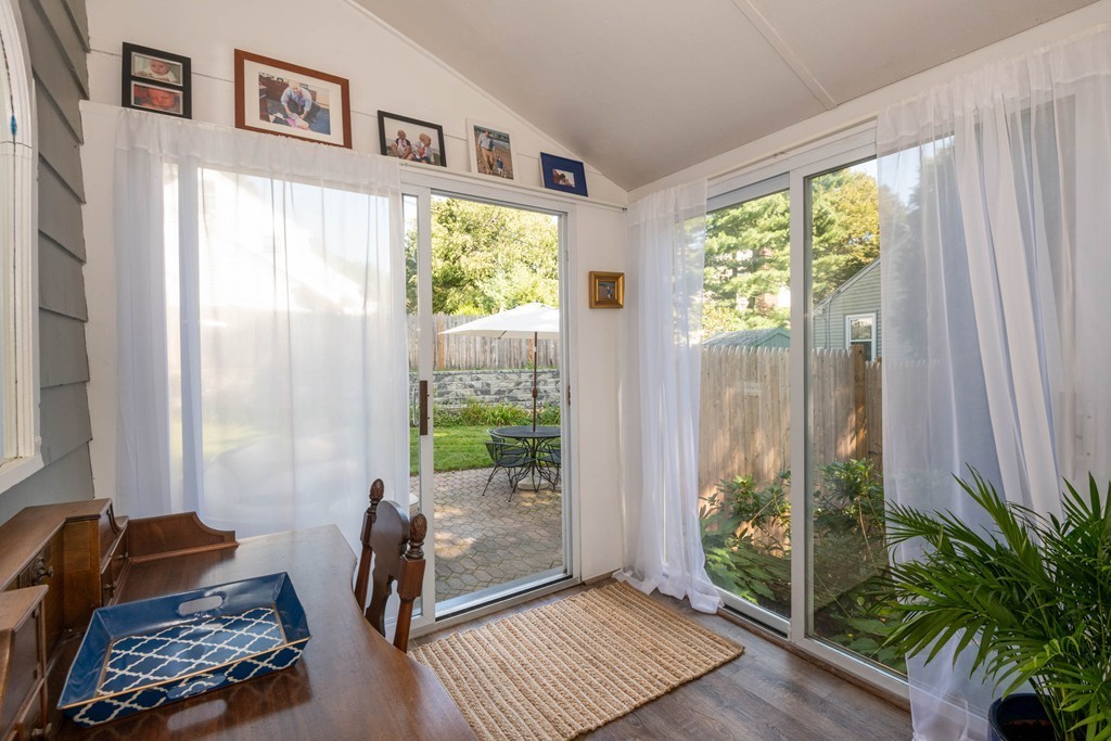 17 Mohawk Road Marblehead, MA 01945 - Photo 18 of 30