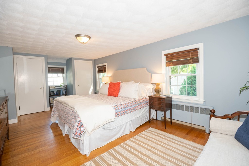 17 Mohawk Road Marblehead, MA 01945 - Photo 20 of 30