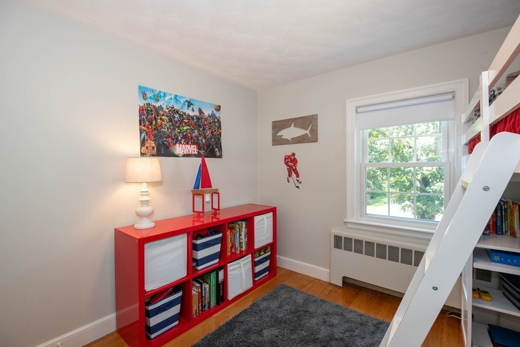 17 Mohawk Road Marblehead, MA 01945 - Photo 22 of 30