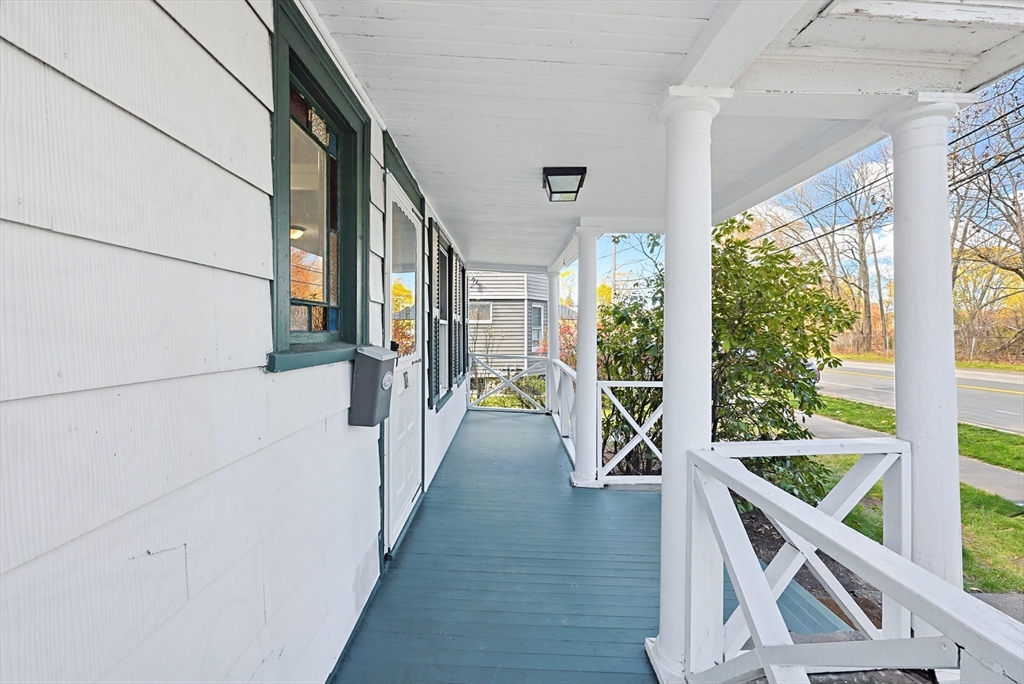 119 Hope Avenue Worcester, MA 01603 - Photo 41 of 42 a view of an entryway