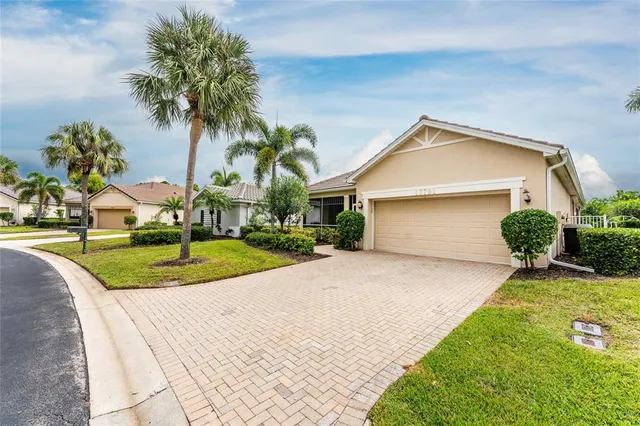 $500,000 | 17791 Courtside Landings Circle, Punta Gorda, FL 33955