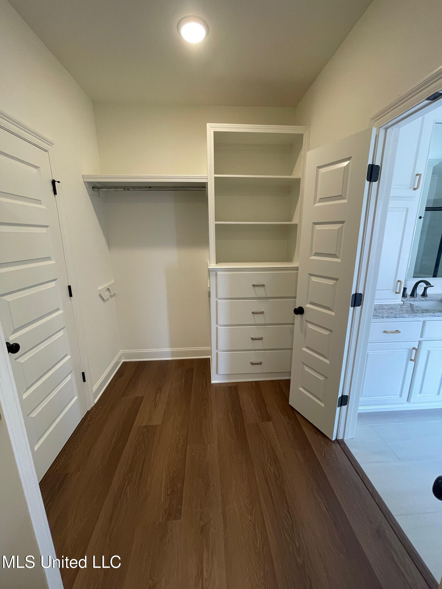 196 Azure Drive Canton, MS 39046 - Photo 21 of 26 IMG_7192