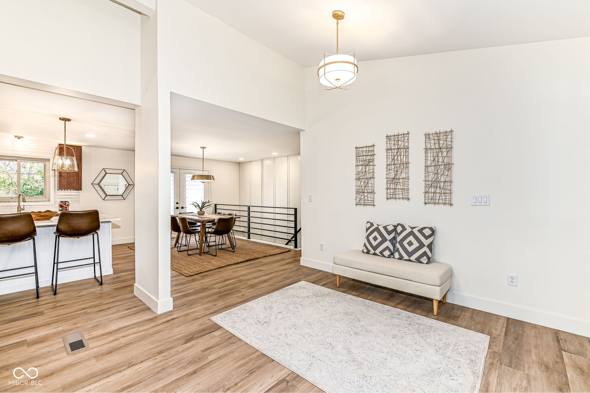 11 Bennett Road Carmel, IN 46032 - Photo 5 of 51 Gallery Image 5