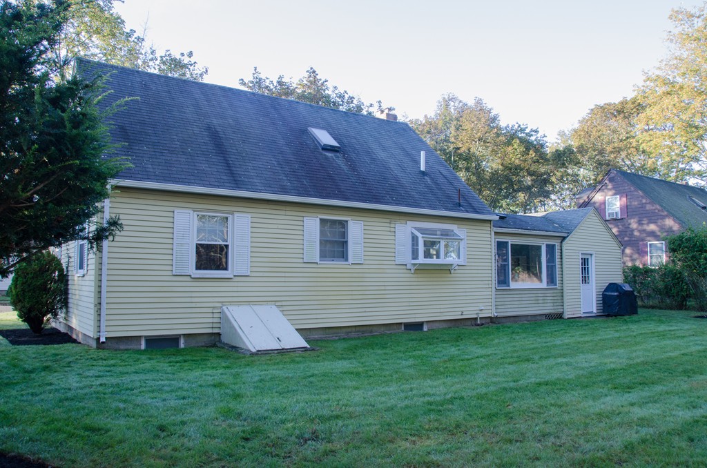 11 Chipman Road Beverly, MA 01915 - Photo 26 of 27 Gallery Image 26