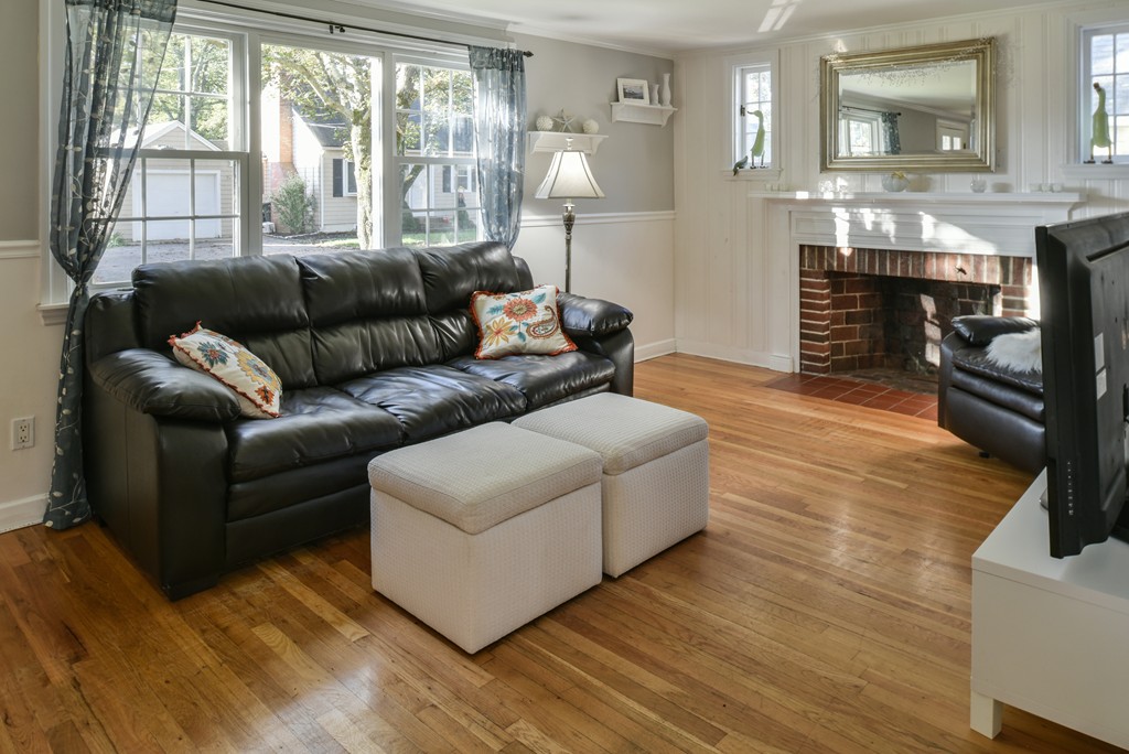 11 Chipman Road Beverly, MA 01915 - Photo 3 of 27 Gallery Image 3
