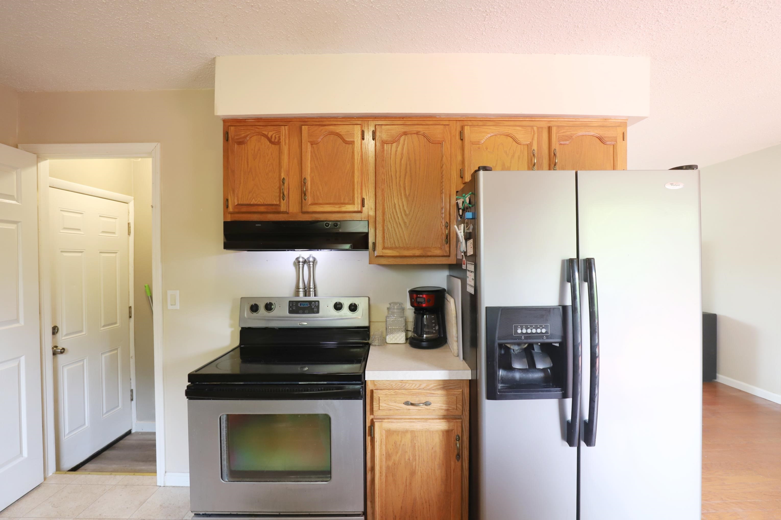 1029 North Linden Road Flint, MI 48532 - Photo 12 of 30 50176314-c98d2d1f-b24a-4dfd-8bdb-bb9c5c355c7e.JPG