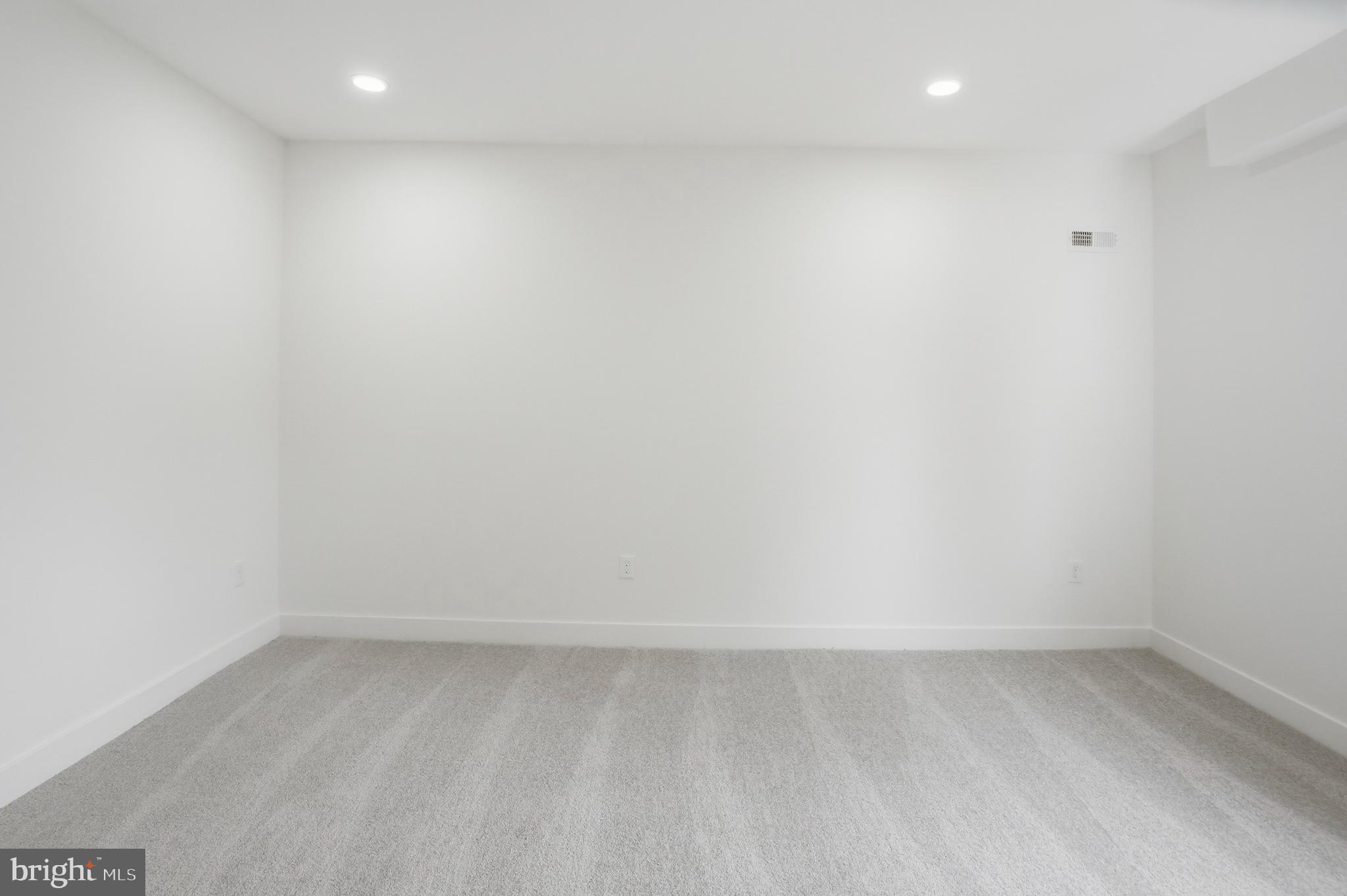 3806 Dorchester Road Baltimore, MD 21215 - Photo 35 of 55