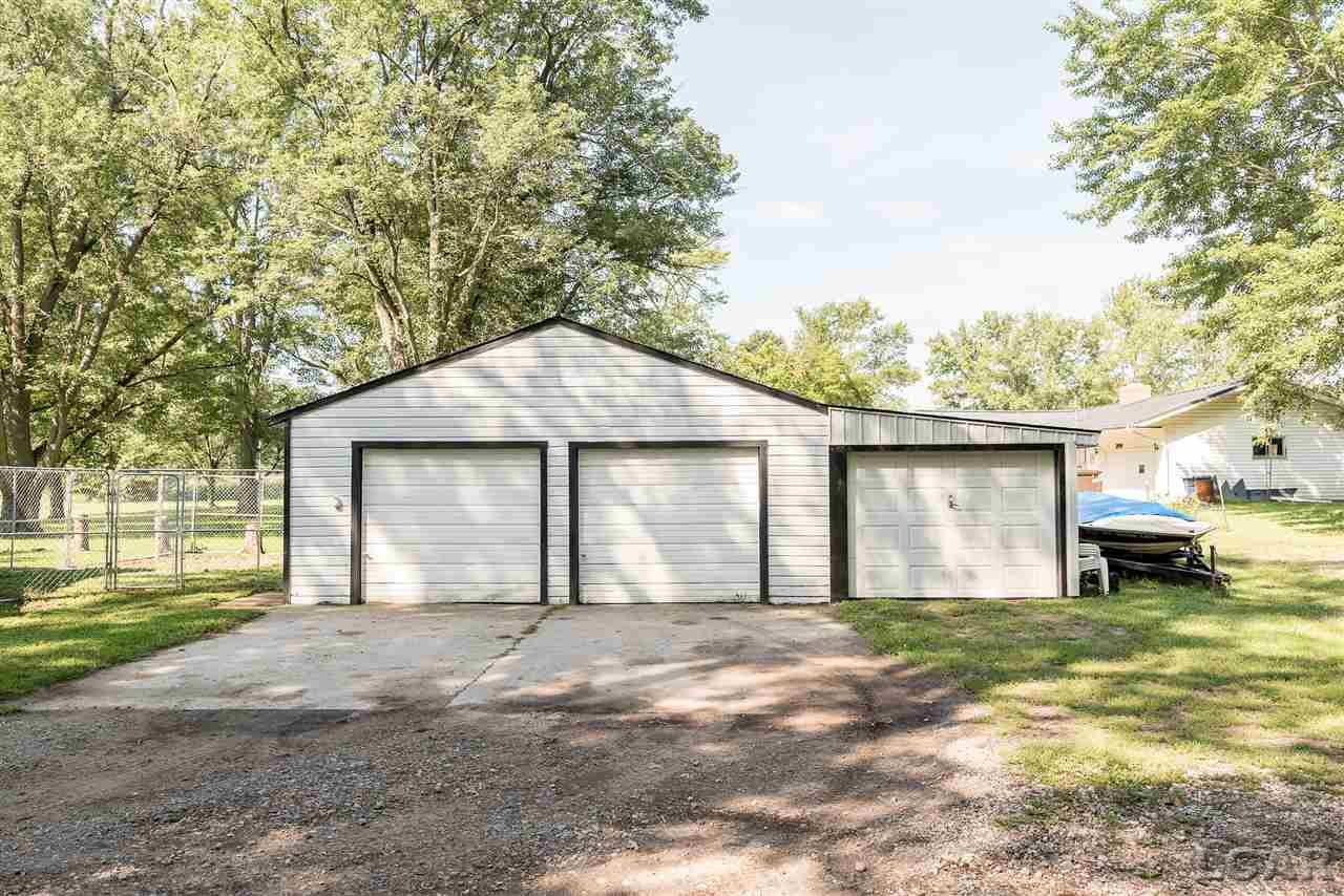 2902 East Carleton Road Adrian, MI 49221 - Photo 30 of 36 31358784-29.JPG