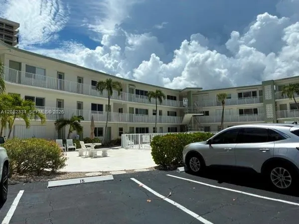 $2,500 | 3600 North Ocean Drive, Unit 108, Singer Island, FL 33404