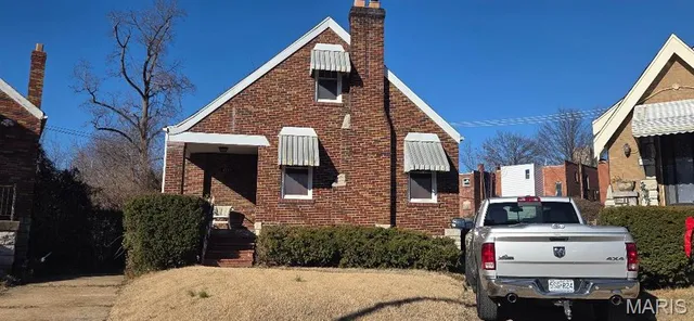 $84,500 | 4739 Bessie Court, St. Louis, MO 63115