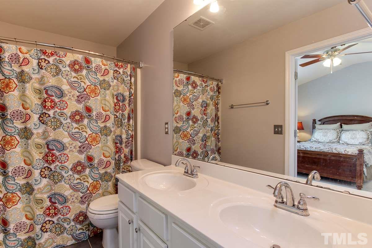 7036 Mead Lane Raleigh, NC 27613 - Photo 17 of 25