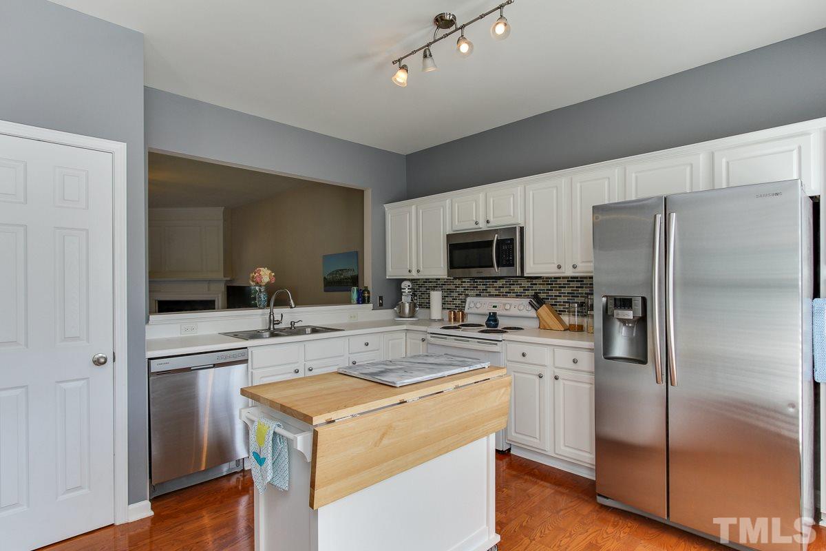 7036 Mead Lane Raleigh, NC 27613 - Photo 10 of 25