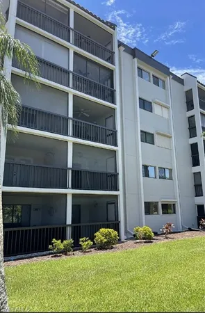 $1,250 | 2121 Collier Avenue, Unit 215, Fort Myers, FL 33901