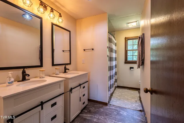 $499,999 | 274 Hickam Orchard Road, Kingsport, TN 37660