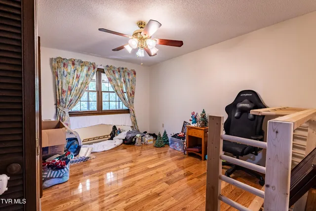 $499,999 | 274 Hickam Orchard Road, Kingsport, TN 37660