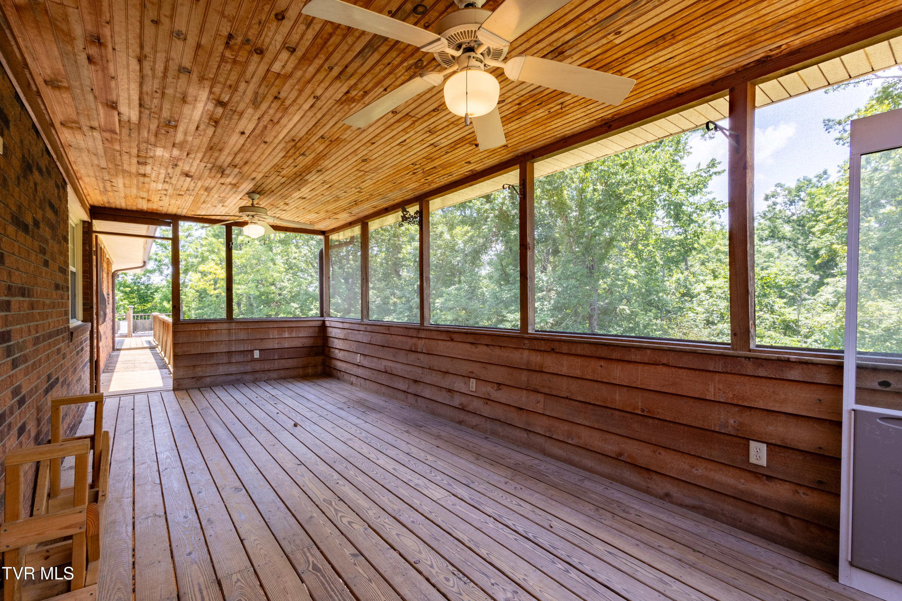 274 Hickam Orchard Road Kingsport, TN 37660 - Photo 14 of 31 IMG_3300-HDR