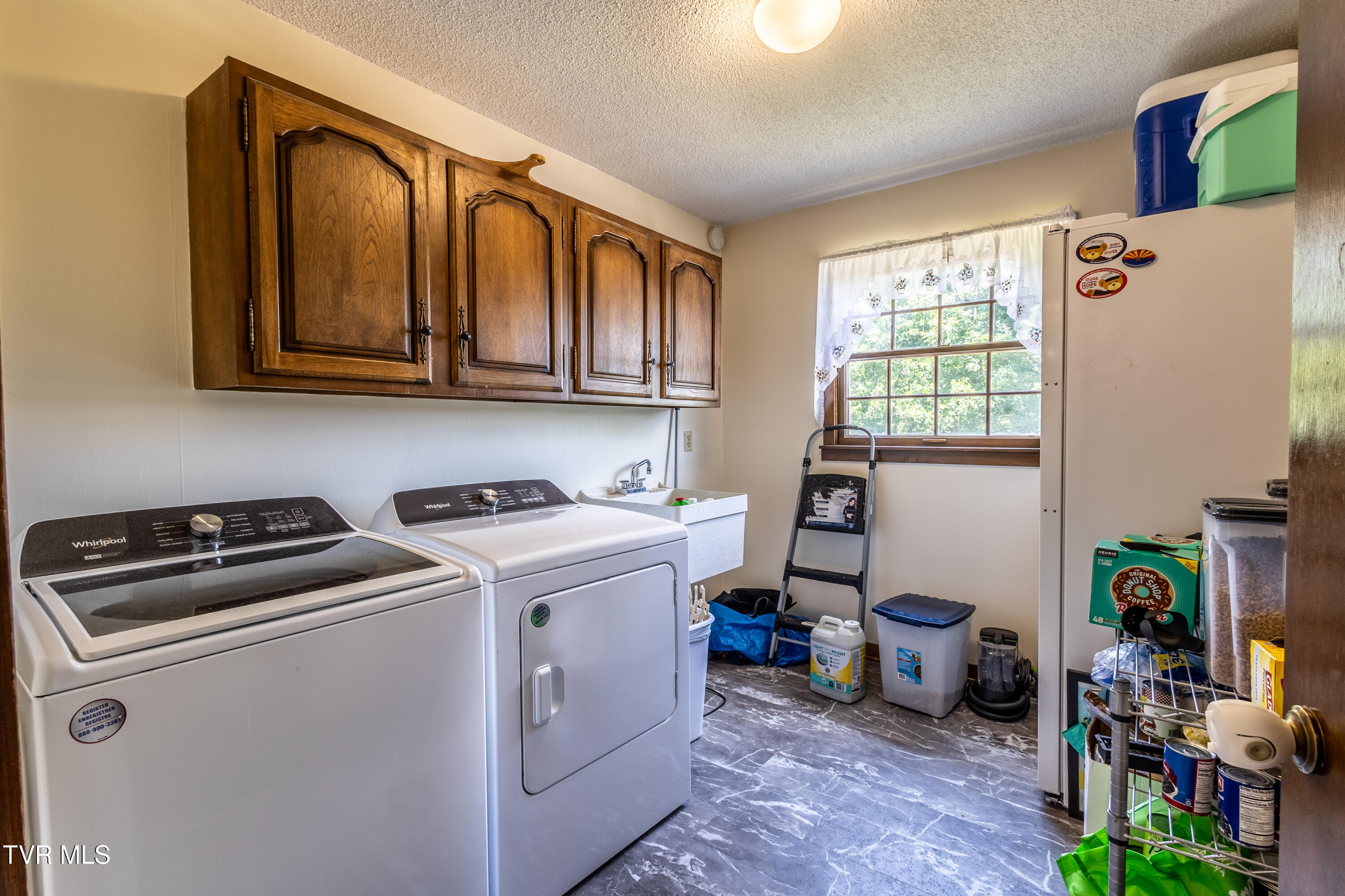 274 Hickam Orchard Road Kingsport, TN 37660 - Photo 21 of 31 IMG_3240-HDR