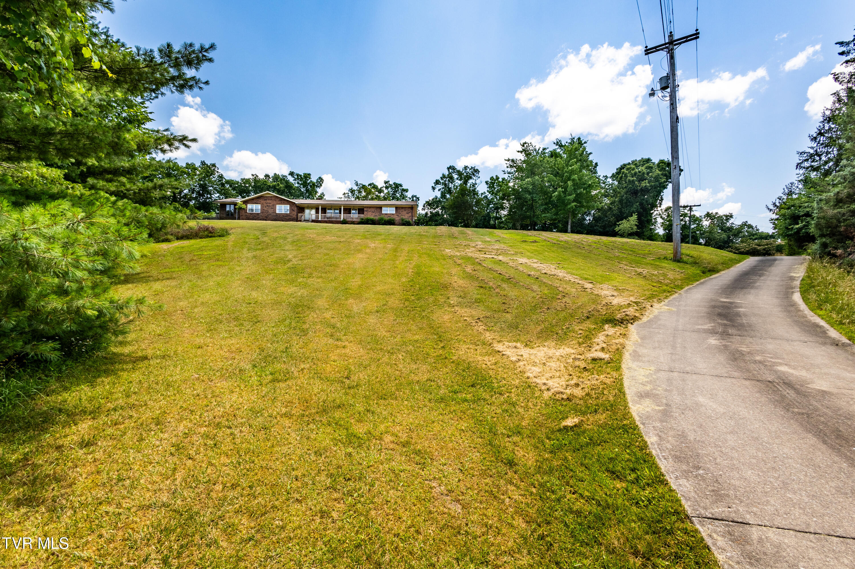 274 Hickam Orchard Road Kingsport, TN 37660 - Photo 31 of 31 IMG_3420-HDR