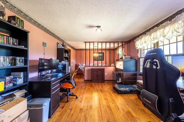 $499,999 | 274 Hickam Orchard Road, Kingsport, TN 37660