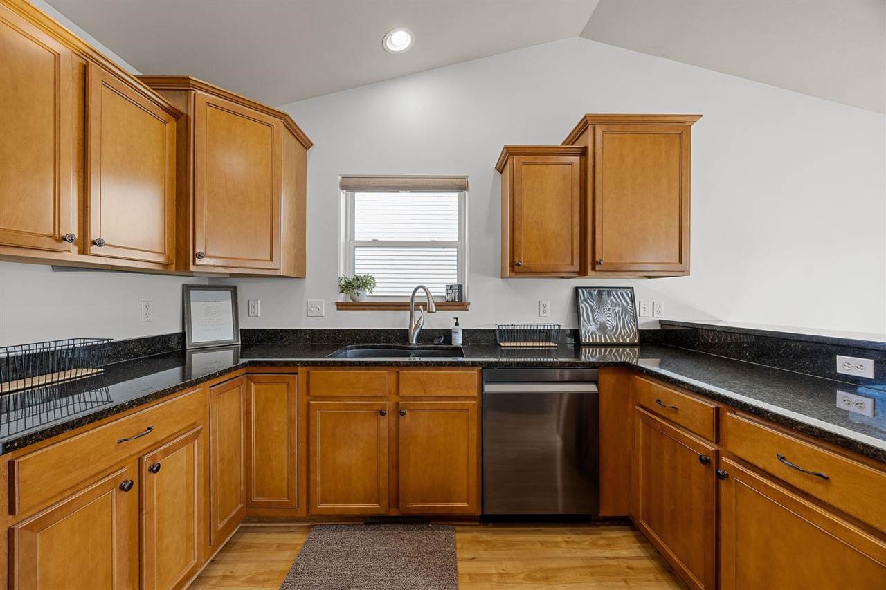 369 Raleigh Lane Marion, IA 52302 - Photo 13 of 34 Gallery Image 13