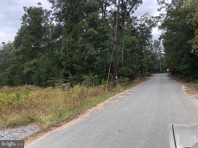 10731 Cross Road Trl Road Brandywine, MD 20613 - Photo 3 of 12