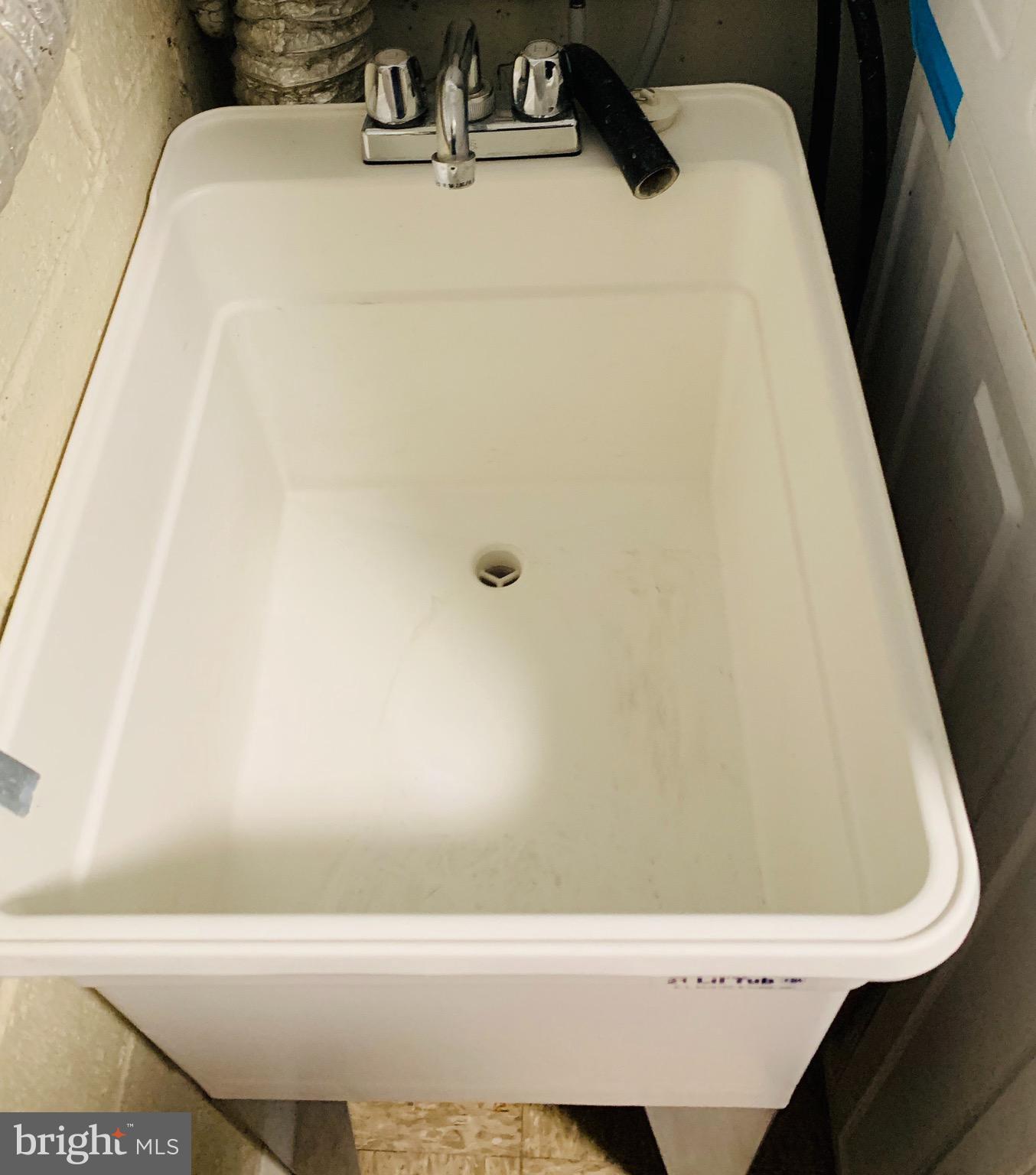 9642 Dundawan Road Baltimore, MD 21236 - Photo 46 of 59