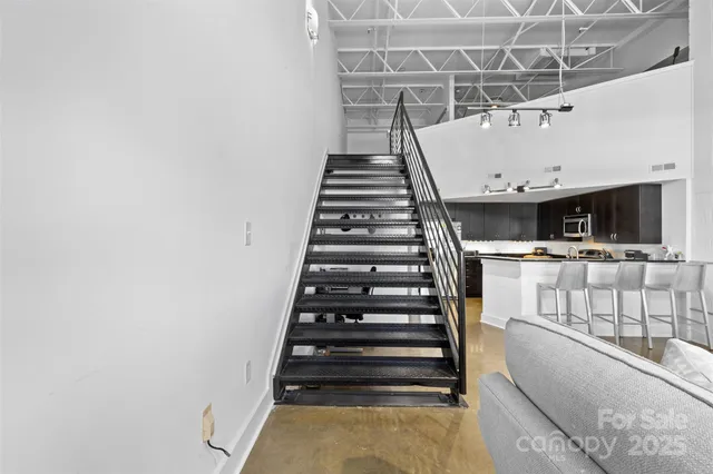 a view of entryway and hall