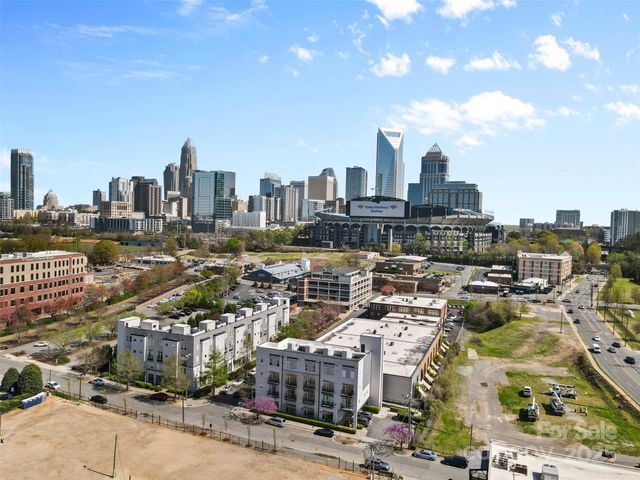 a picture of city view