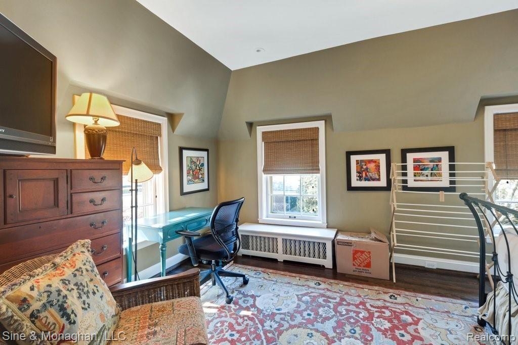 180 Cloverly Road Grosse Pointe Farms, MI 48236 - Photo 42 of 63