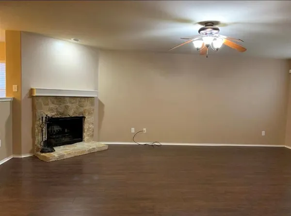a view of a livingroom with a fireplace
