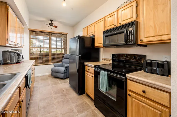 $219,900 | 14950 West Mountain View Boulevard, Unit 1305, Surprise, AZ 85374