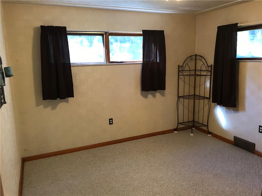 2820 Turner Valley Road McKeesport, PA 15131 - Photo 13 of 24 Gallery Image 13
