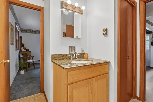 $224,500 | 7 Jodie Avenue, Fairfield, ME 04937